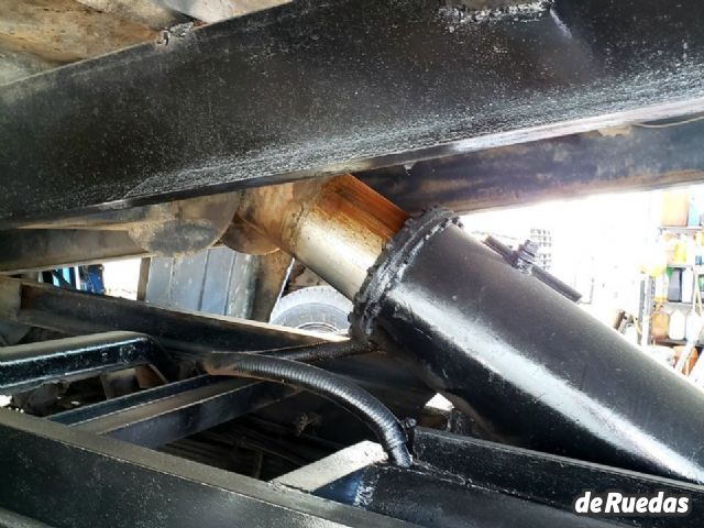 Mercedes Benz Semipesados Usado en Mendoza, deRuedas
