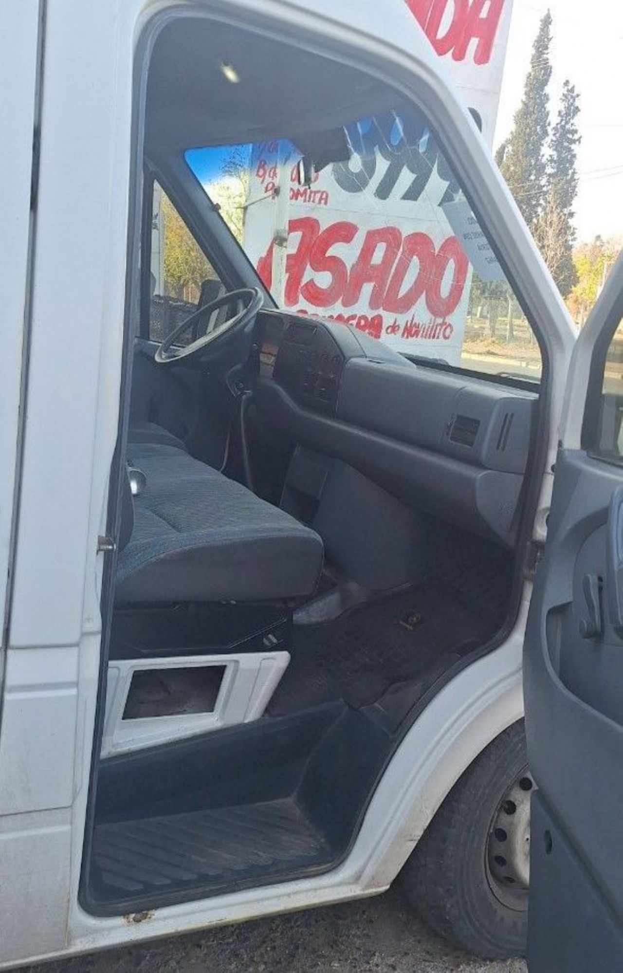 Mercedes Benz Sprinter Usada en Mendoza, deRuedas