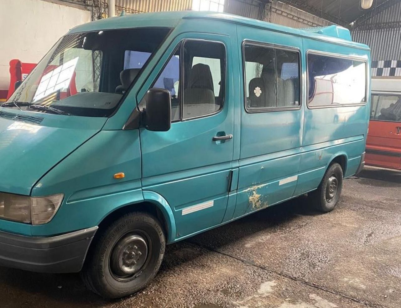 Mercedes Benz Sprinter Usada en Mendoza, deRuedas