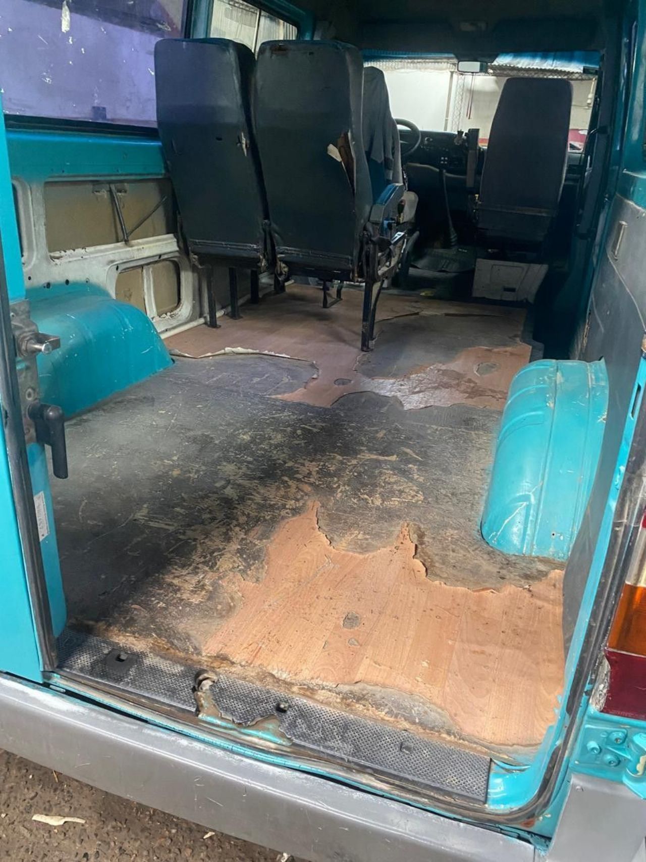 Mercedes Benz Sprinter Usada en Mendoza, deRuedas