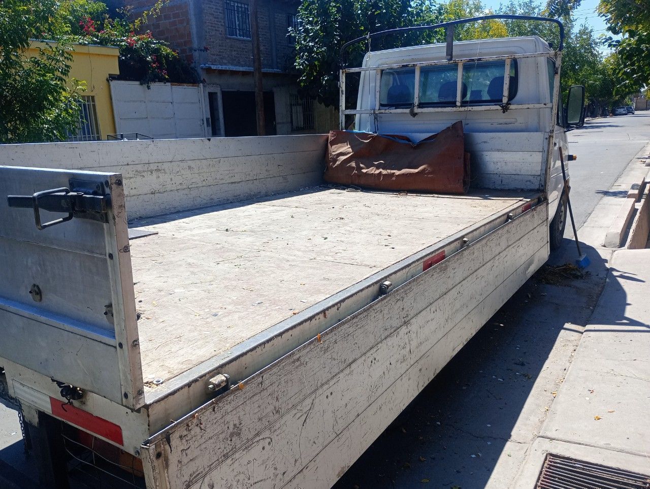 Mercedes Benz Sprinter Usada en Mendoza, deRuedas