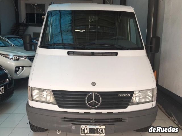 Mercedes Benz Sprinter Usada en Mendoza, deRuedas