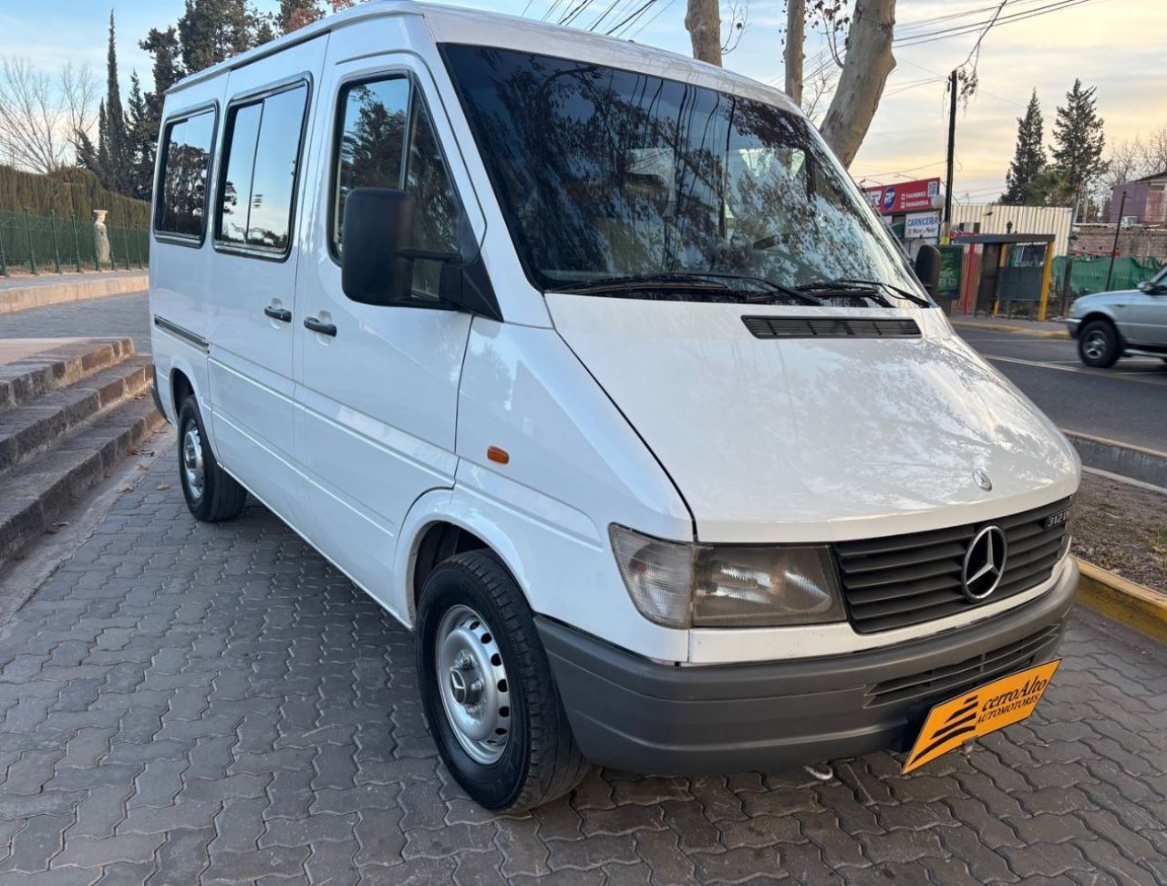 Mercedes Benz Sprinter Usada en Mendoza, deRuedas