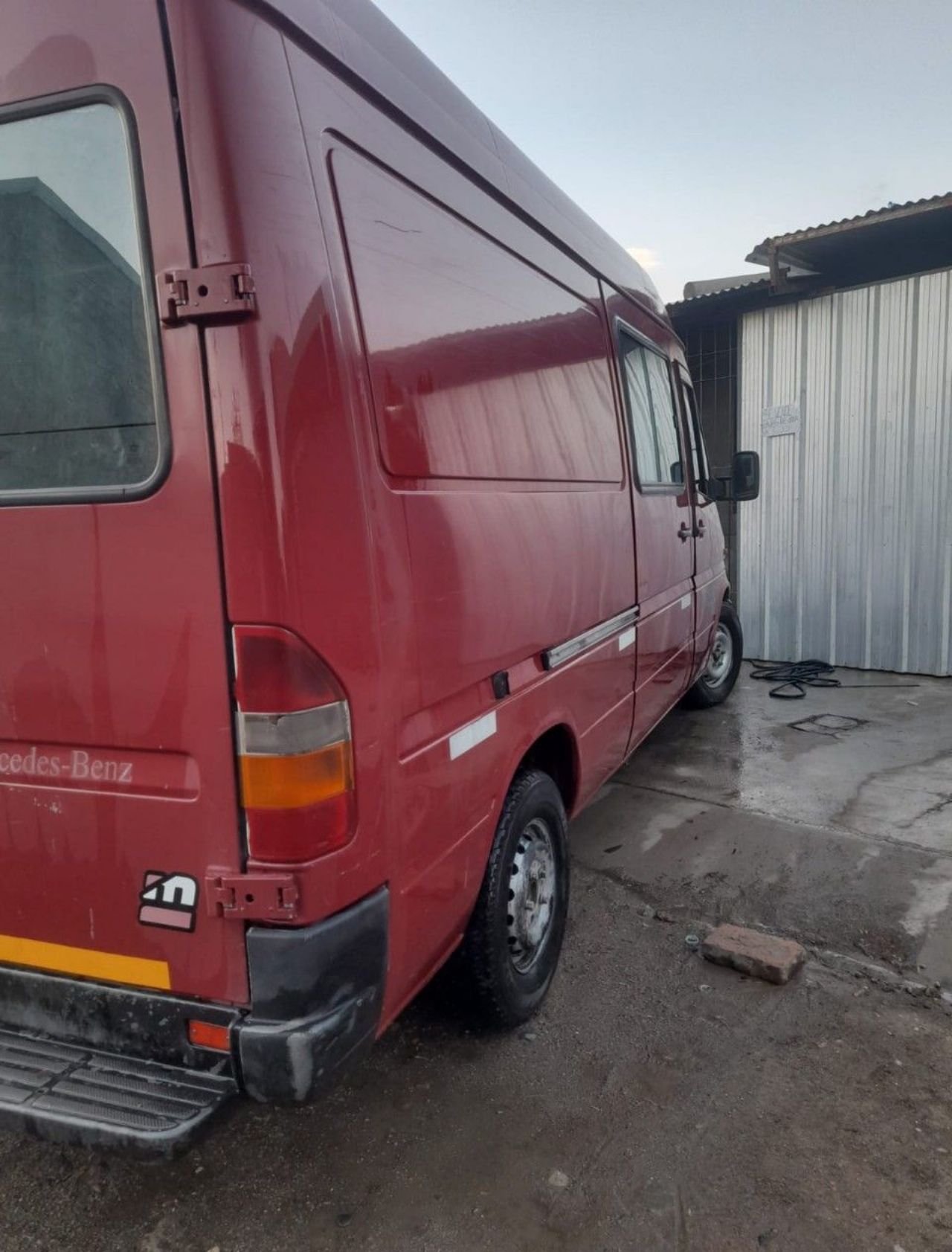 Mercedes Benz Sprinter Usada en Mendoza, deRuedas