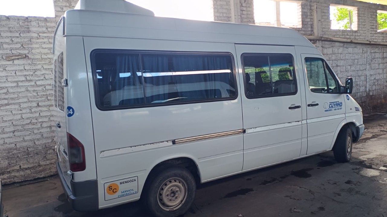 Mercedes Benz Sprinter Usada en Mendoza, deRuedas