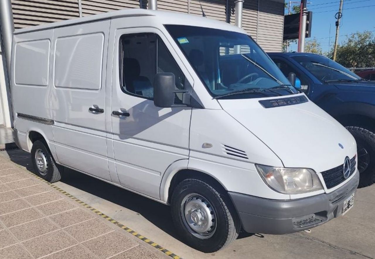 Mercedes Benz Sprinter Usada en Mendoza, deRuedas