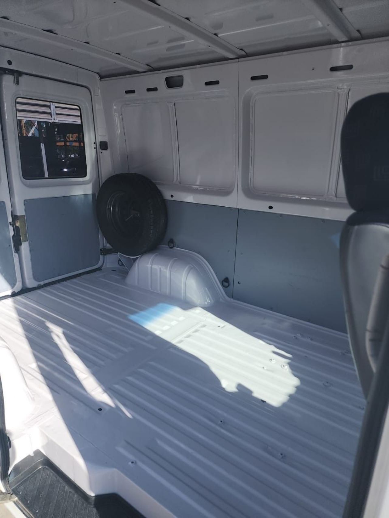Mercedes Benz Sprinter Usada en Mendoza, deRuedas