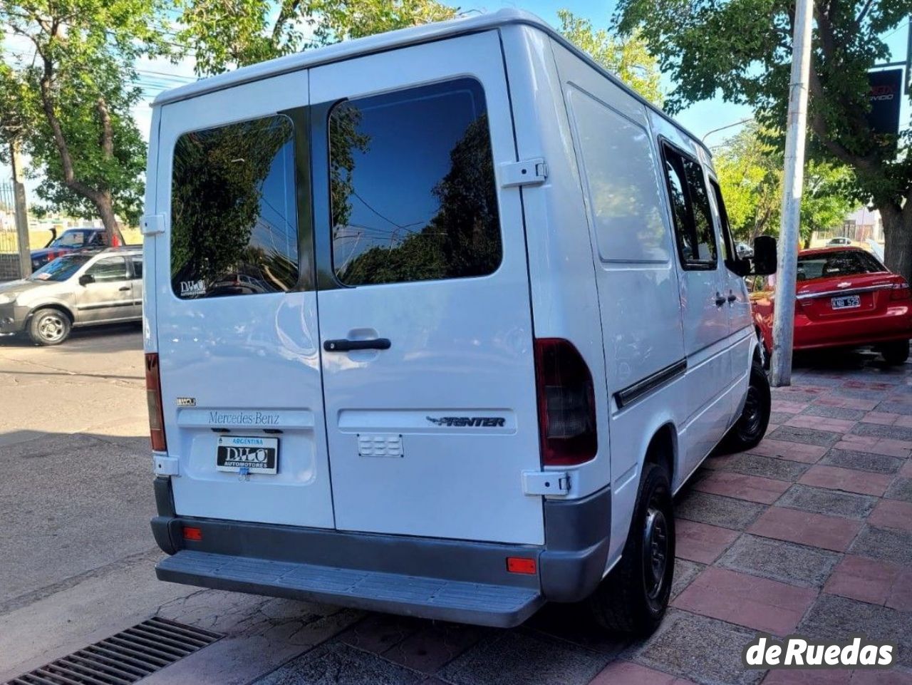 Mercedes Benz Sprinter Usada en Mendoza, deRuedas