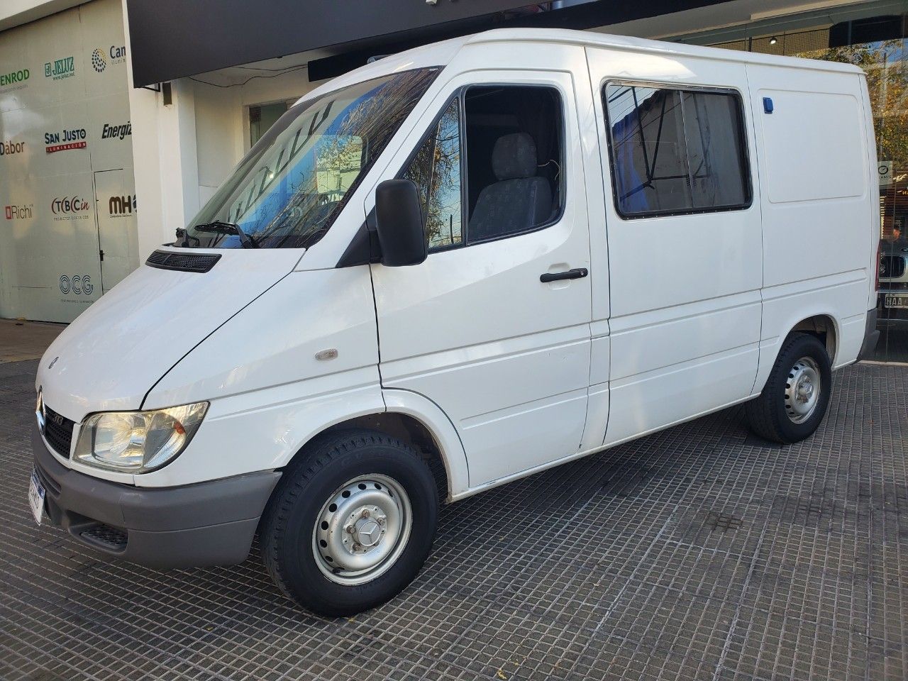 Mercedes Benz Sprinter Usada en Mendoza, deRuedas