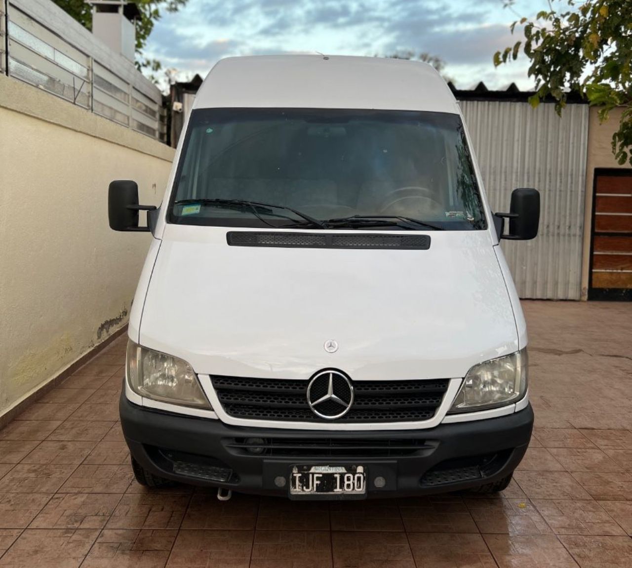 Mercedes Benz Sprinter Usada en Mendoza, deRuedas