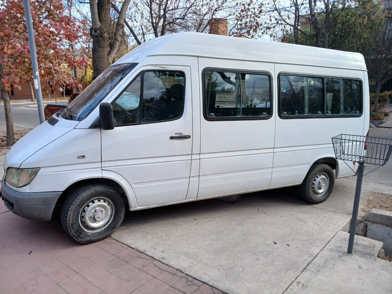 Mercedes Benz Sprinter Usada en Mendoza, deRuedas