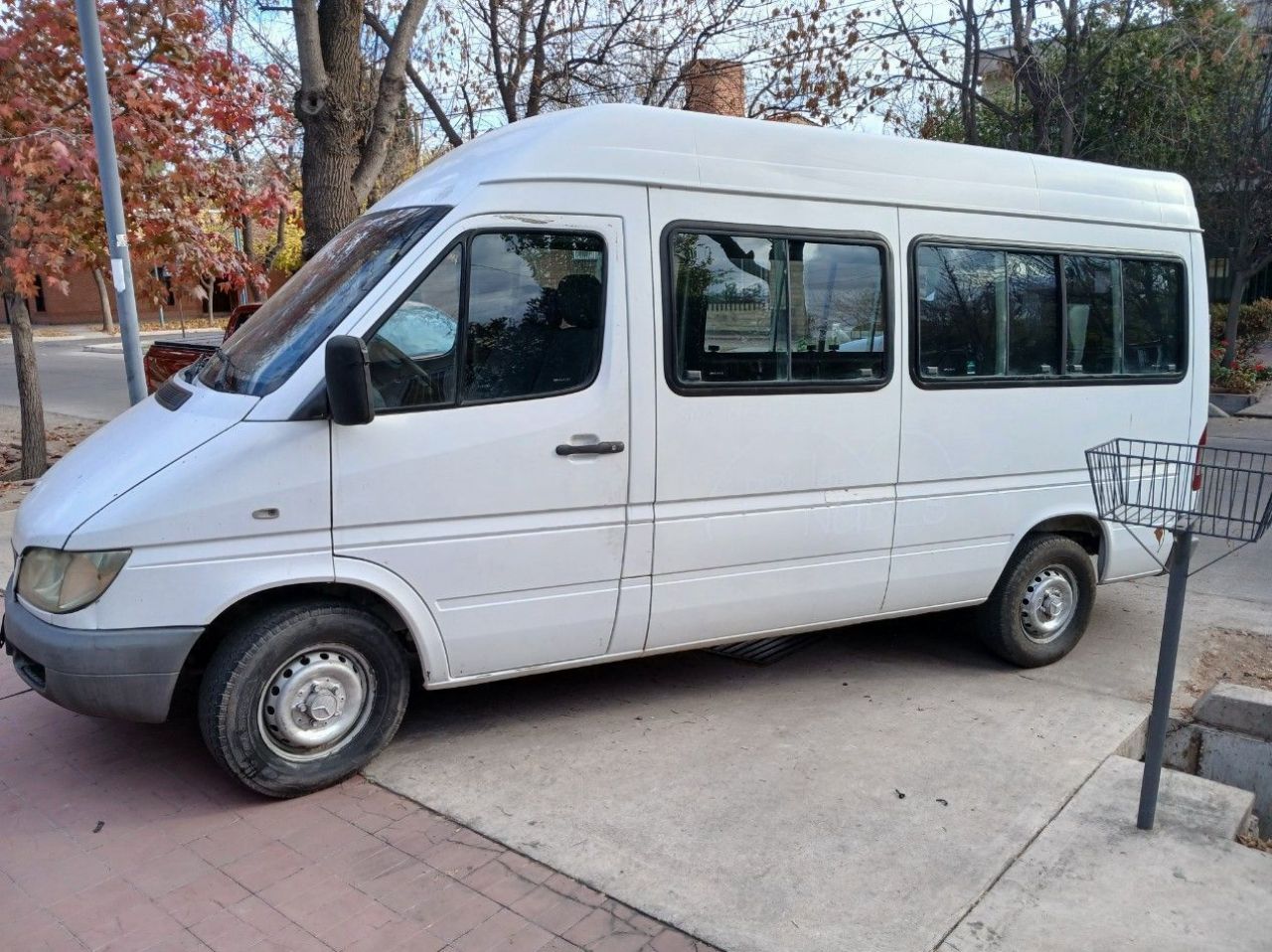 Mercedes Benz Sprinter Usada en Mendoza, deRuedas
