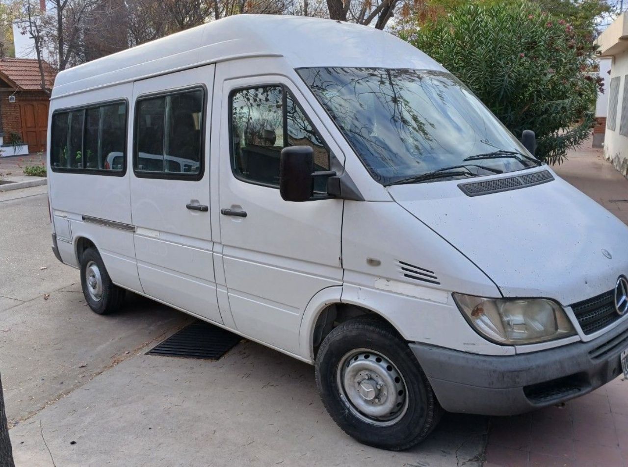Mercedes Benz Sprinter Usada en Mendoza, deRuedas