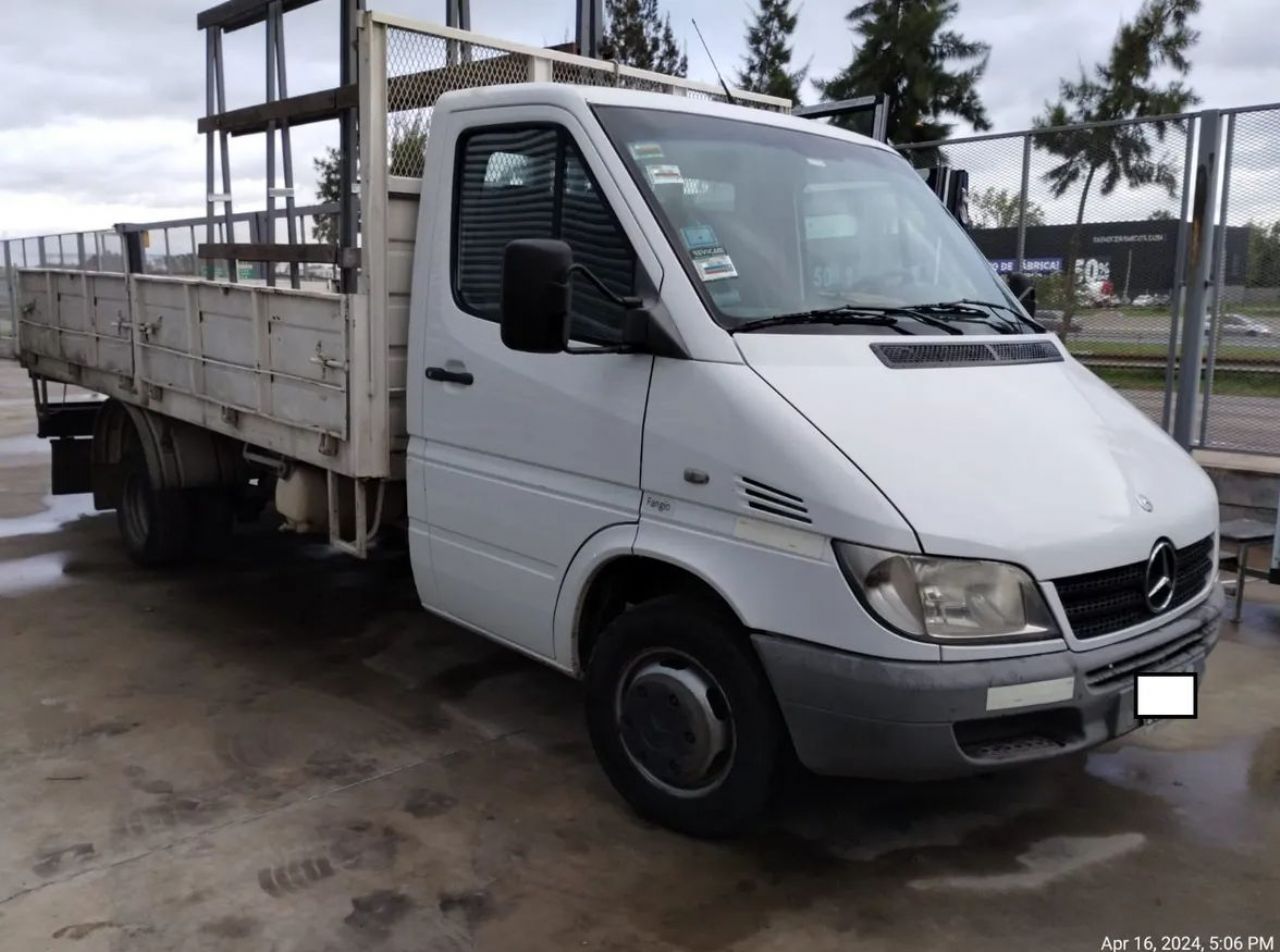 Mercedes Benz Sprinter Usada en Buenos Aires, deRuedas