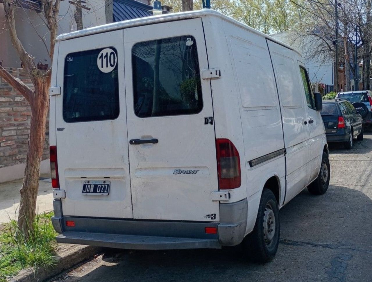 Mercedes Benz Sprinter Usada en Buenos Aires, deRuedas