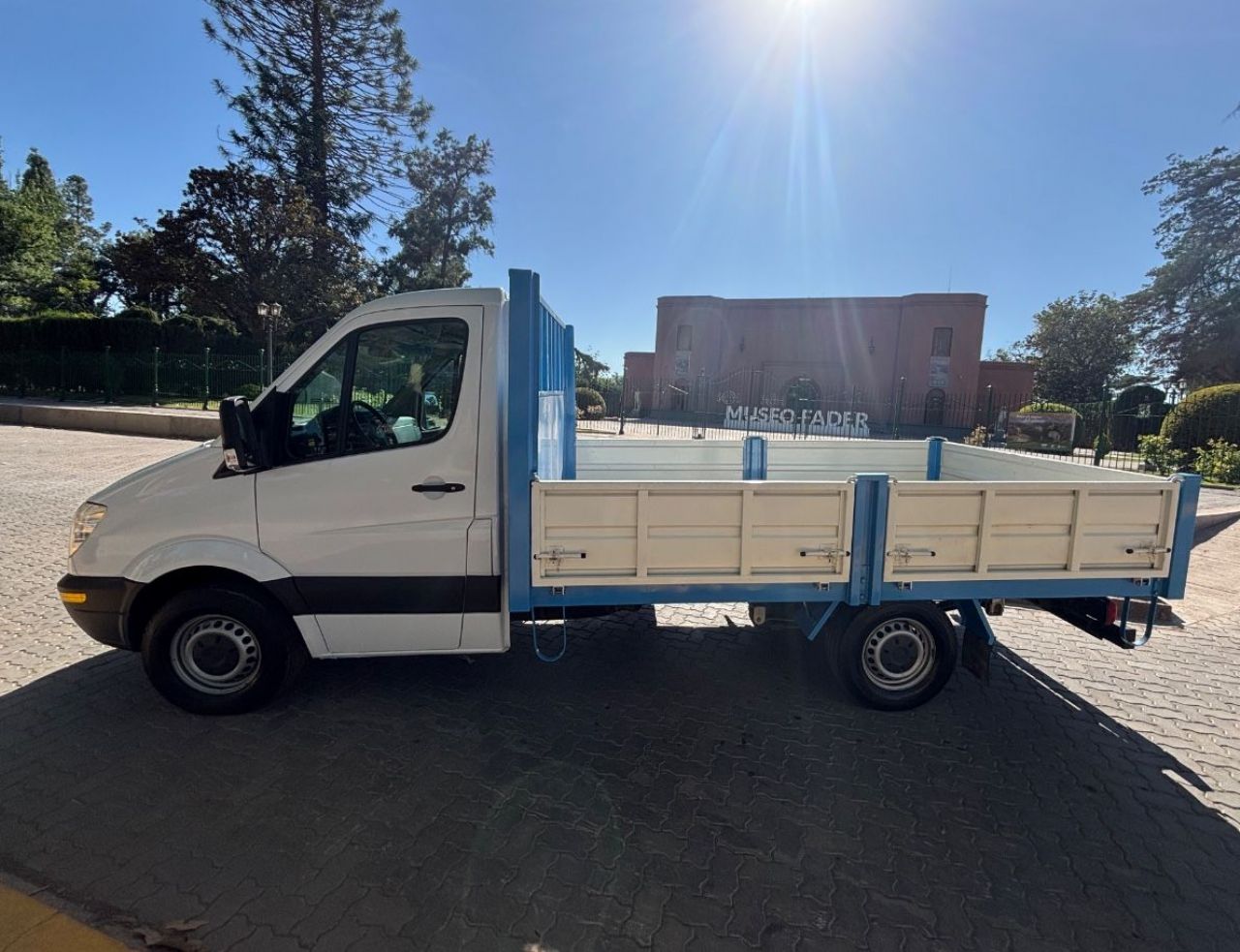 Mercedes Benz Sprinter Usada en Mendoza, deRuedas