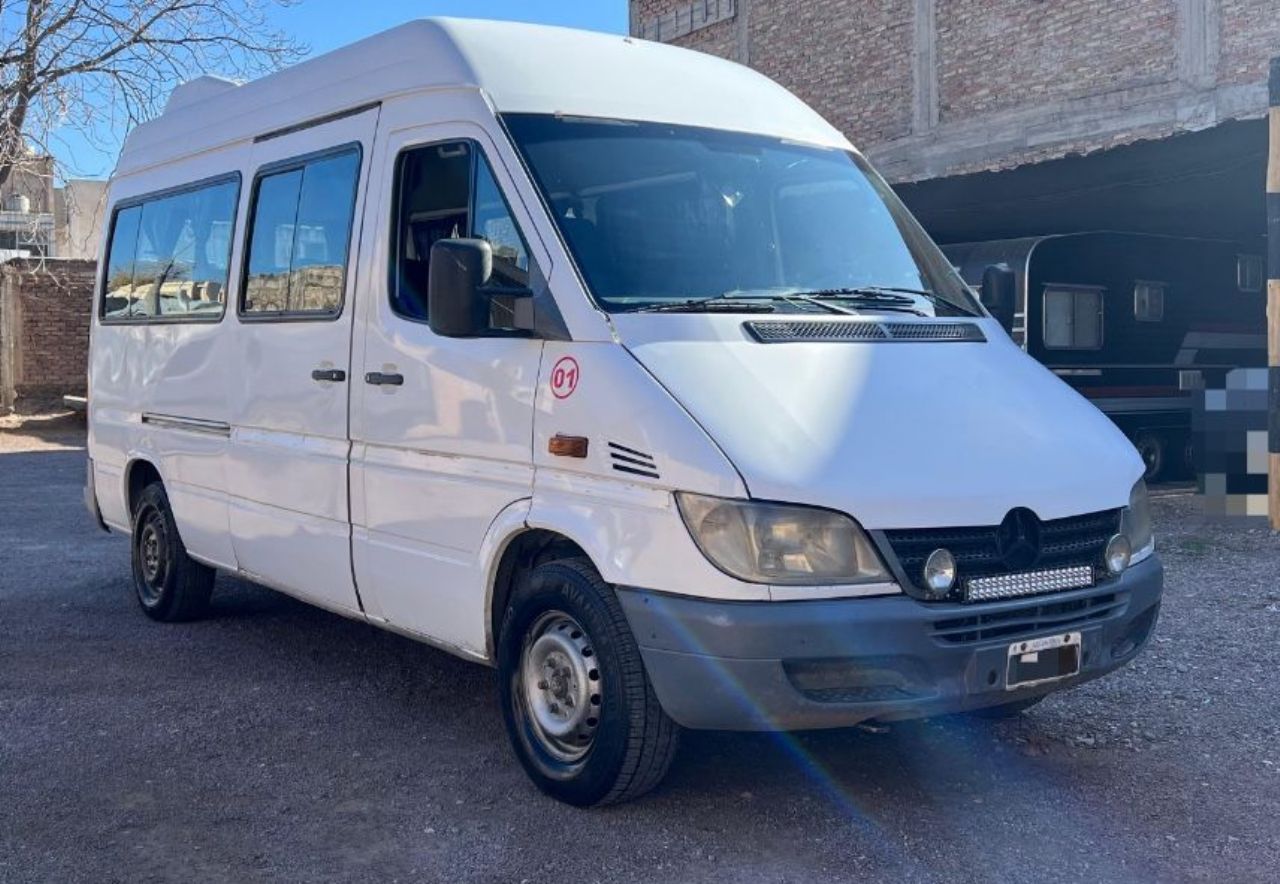 Mercedes Benz Sprinter Usada en Mendoza, deRuedas