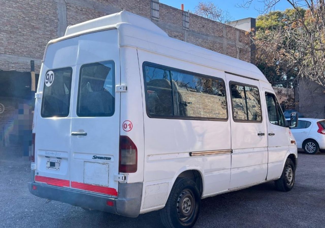 Mercedes Benz Sprinter Usada en Mendoza, deRuedas