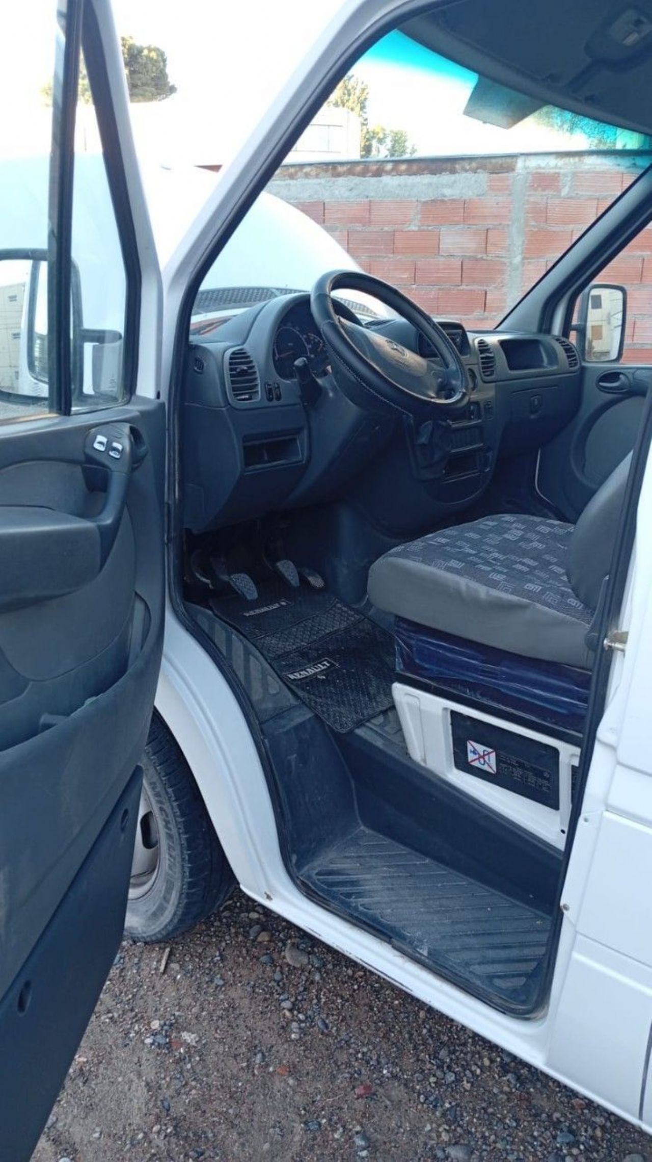 Mercedes Benz Sprinter Usada en Chubut, deRuedas