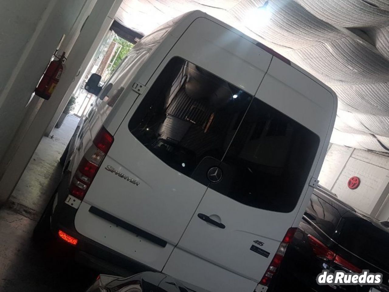 Mercedes Benz Sprinter Usada en Mendoza, deRuedas