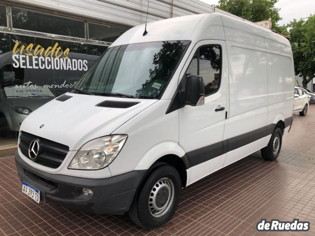 Mercedes Benz Sprinter Usada en Mendoza, deRuedas