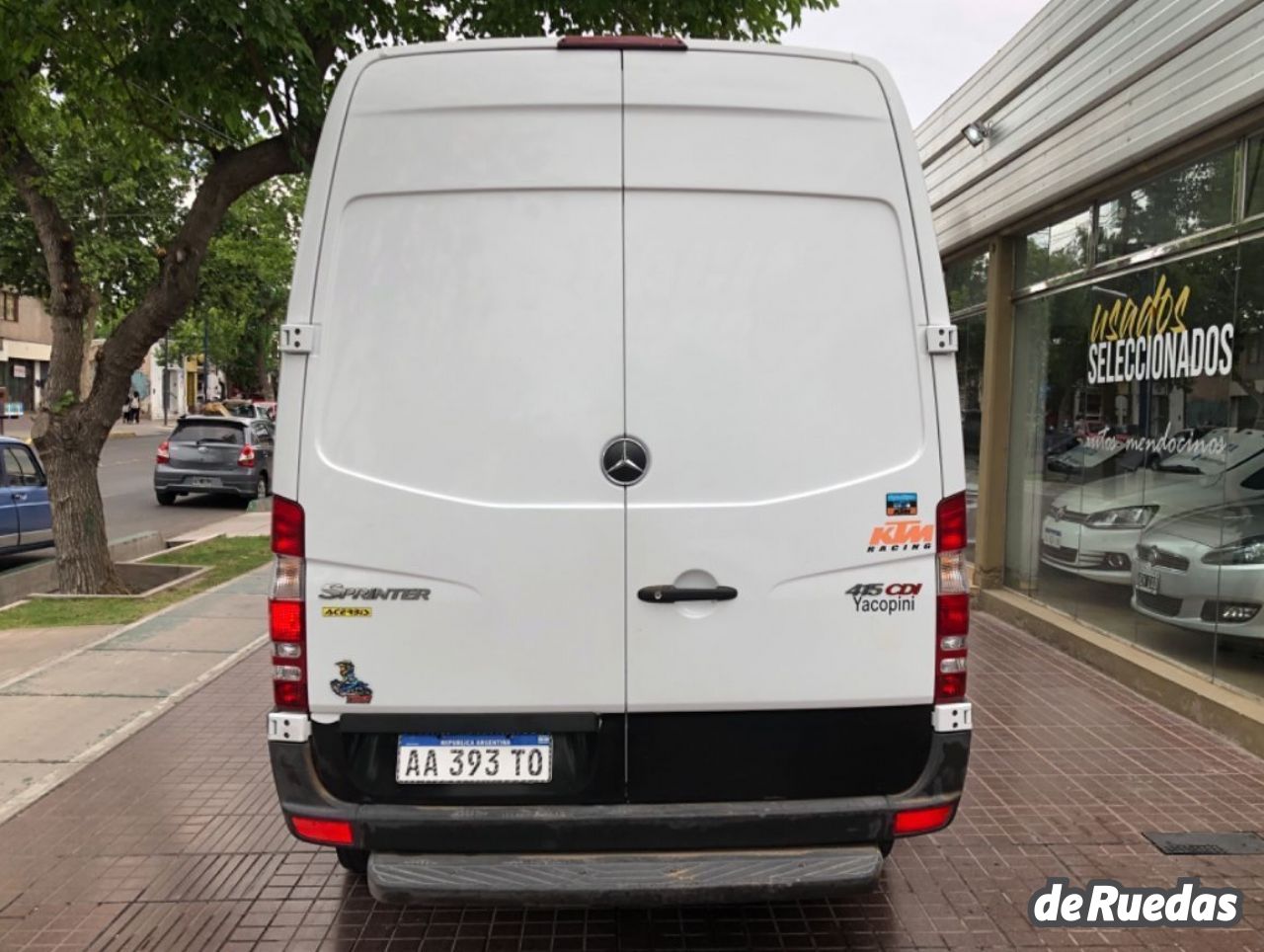 Mercedes Benz Sprinter Usada en Mendoza, deRuedas