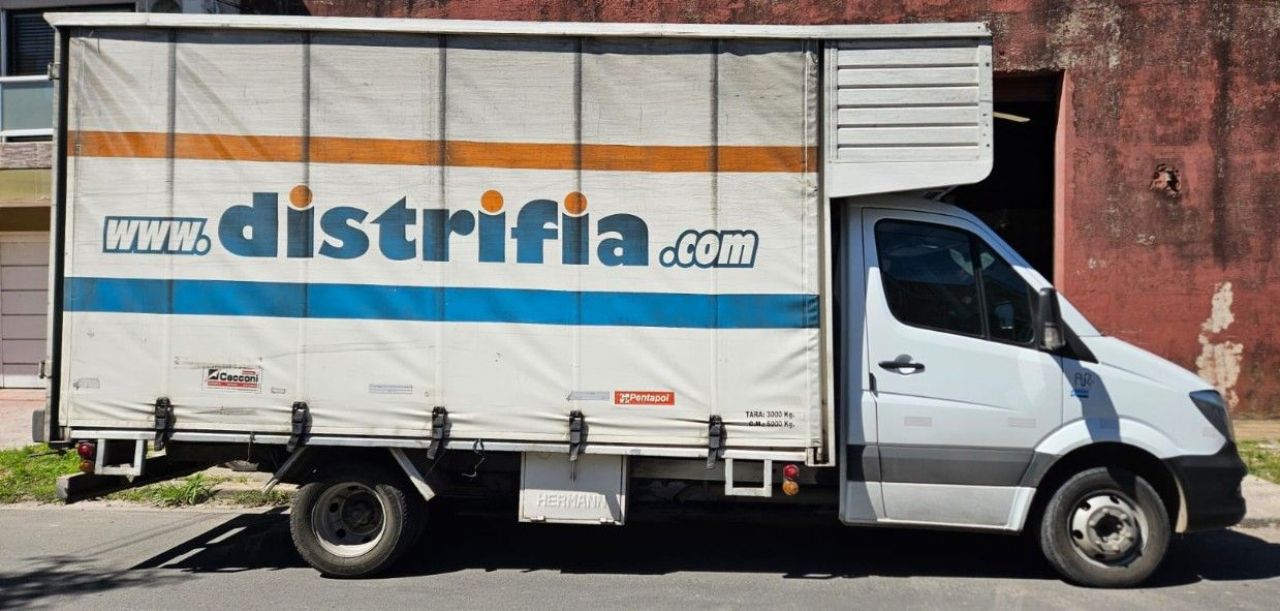 Mercedes Benz Sprinter Usada en Buenos Aires, deRuedas