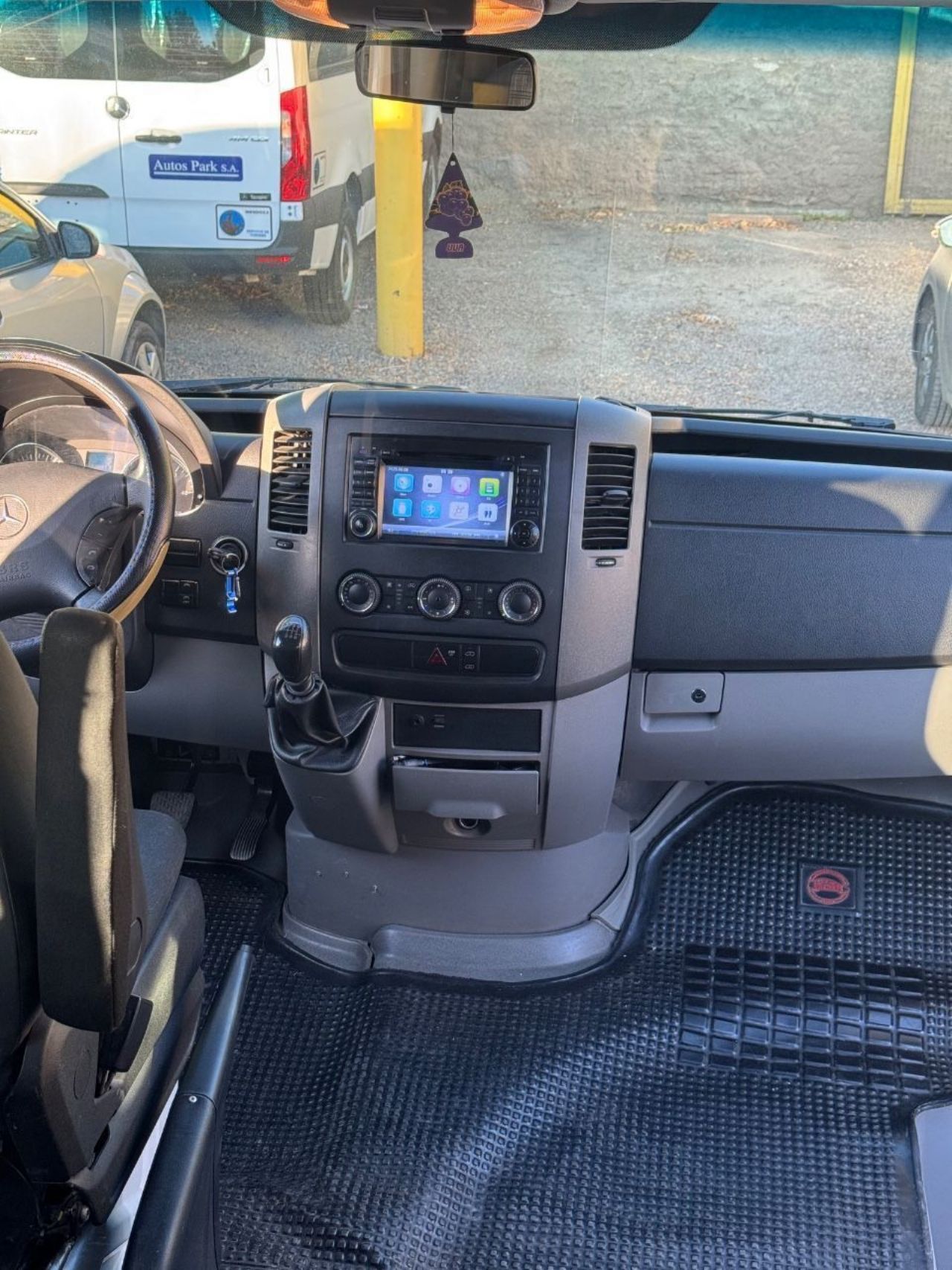 Mercedes Benz Sprinter Usada en Mendoza, deRuedas
