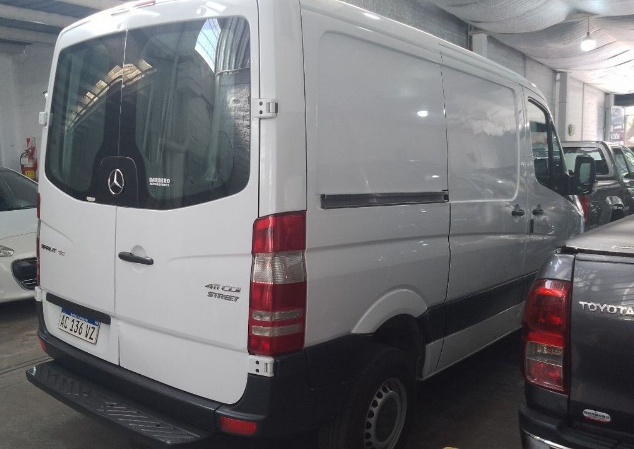 Mercedes Benz Sprinter Usada en Mendoza, deRuedas