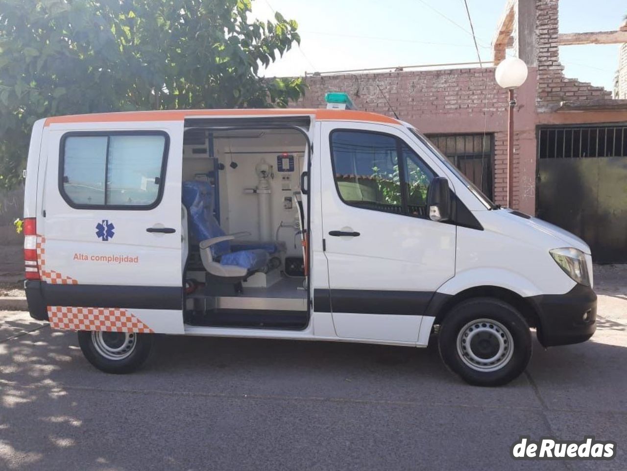 Mercedes Benz Sprinter Usada en Mendoza, deRuedas