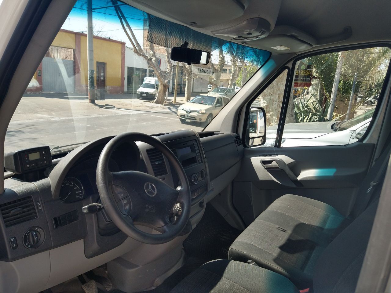 Mercedes Benz Sprinter Usada en Mendoza, deRuedas