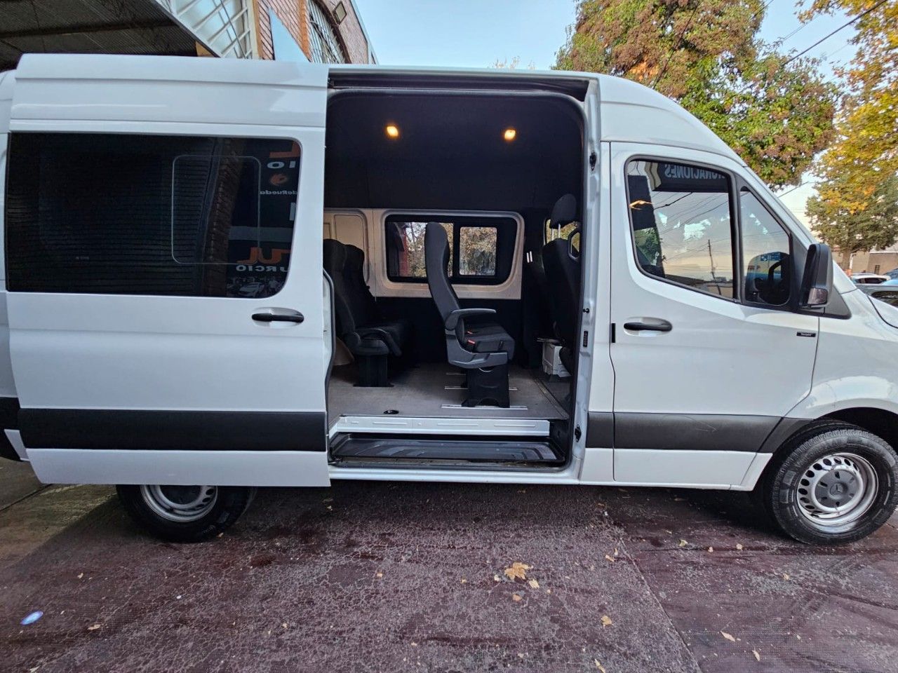 Mercedes Benz Sprinter Usada en Mendoza, deRuedas