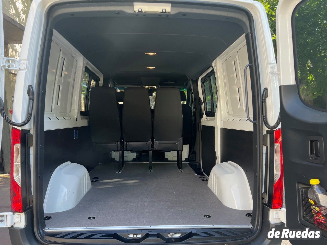 Mercedes Benz Sprinter Usada en Mendoza, deRuedas