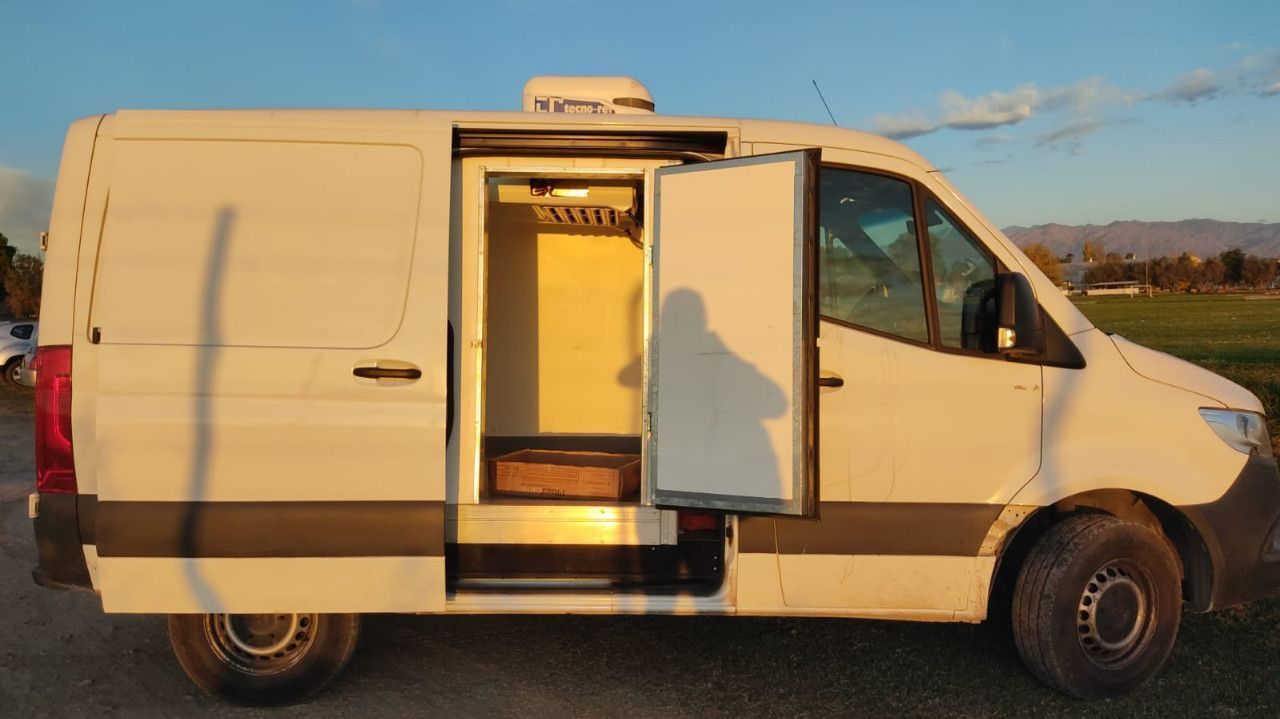 Mercedes Benz Sprinter Usada en Mendoza, deRuedas