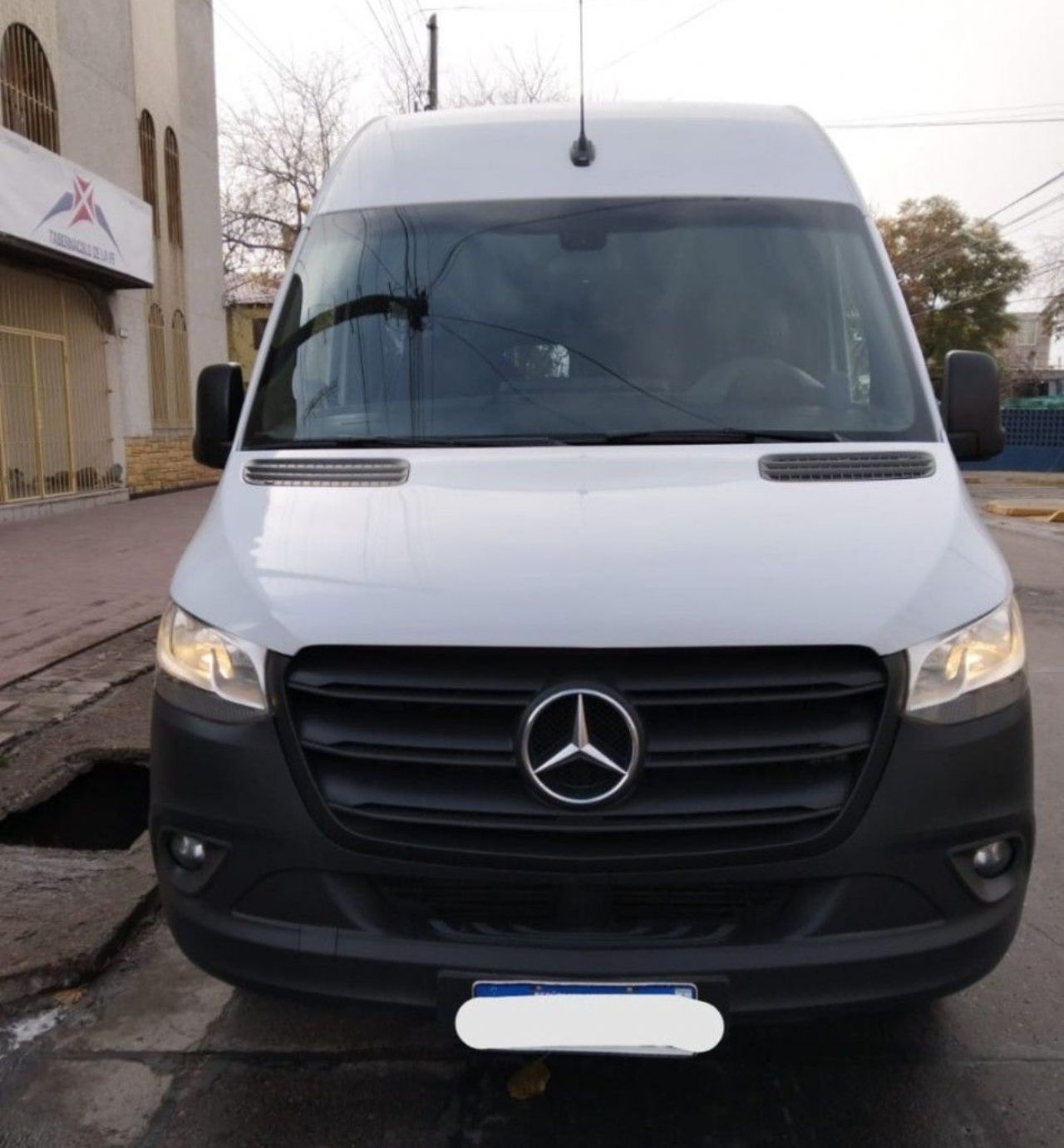 Mercedes Benz Sprinter Usada en Mendoza, deRuedas