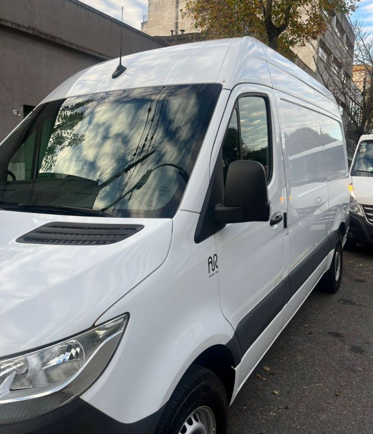 Mercedes Benz Sprinter Usada en Buenos Aires, deRuedas