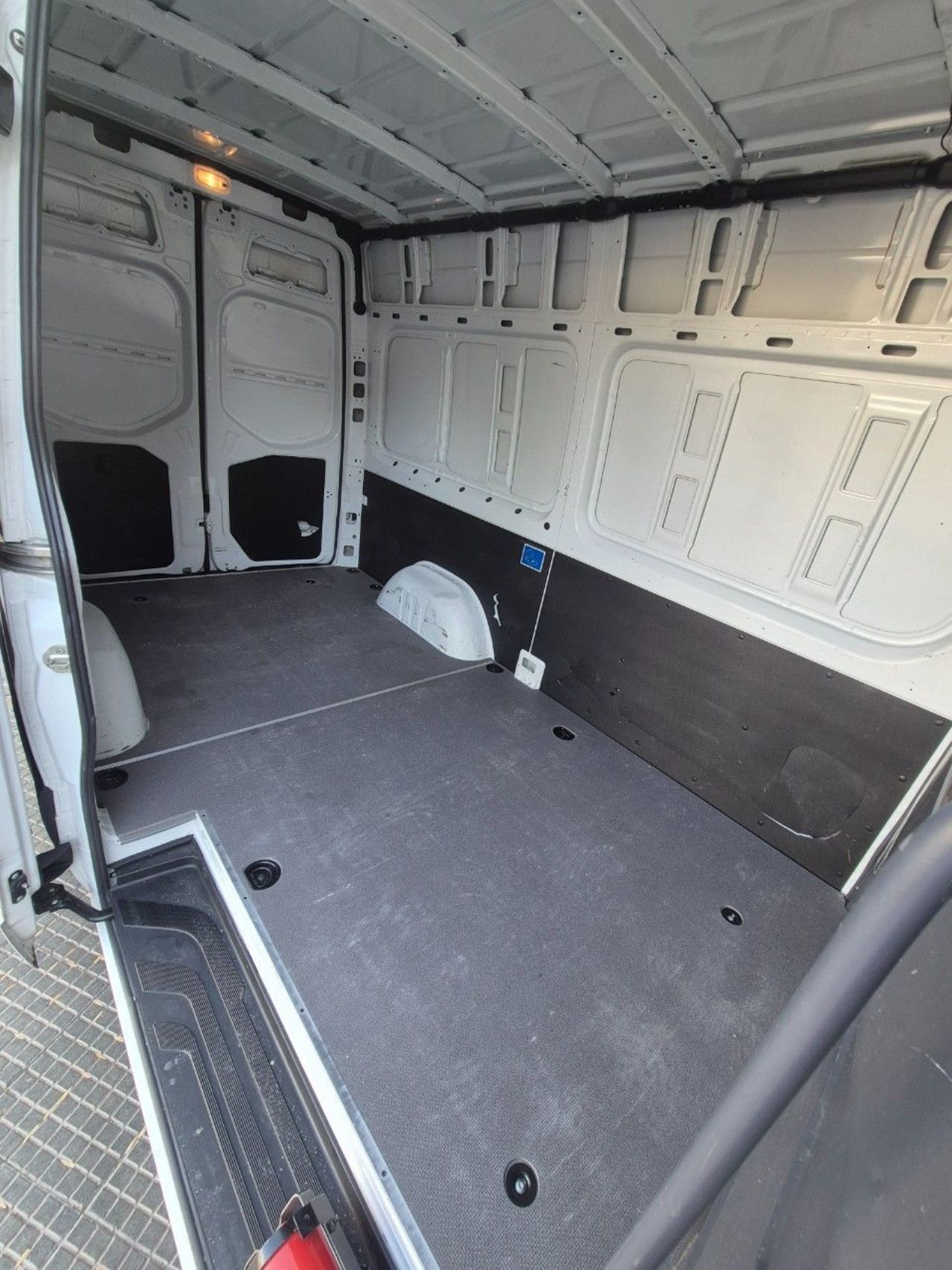 Mercedes Benz Sprinter Usada Financiado en Mendoza, deRuedas