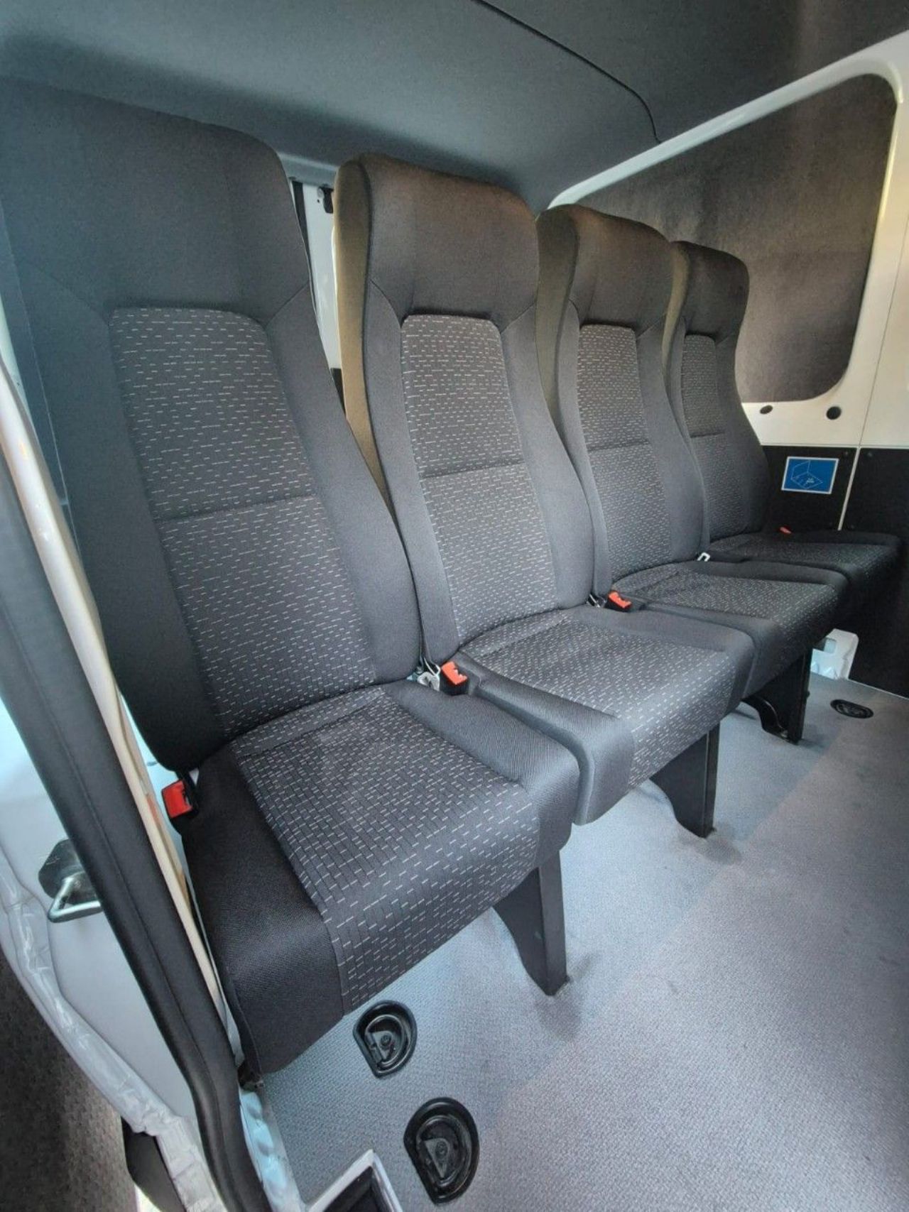 Mercedes Benz Sprinter Usada Financiado en Mendoza, deRuedas