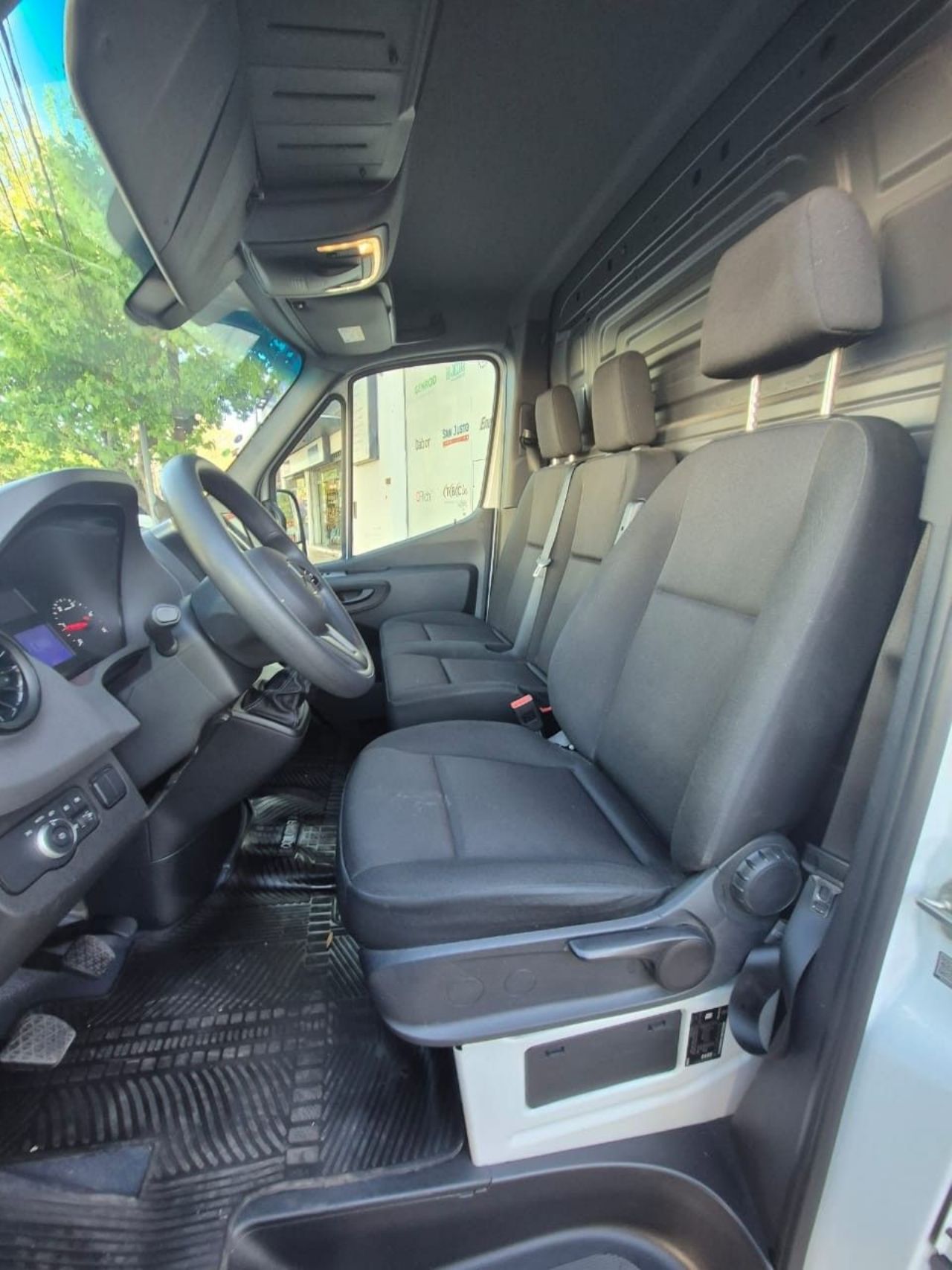 Mercedes Benz Sprinter Usada Financiado en Mendoza, deRuedas