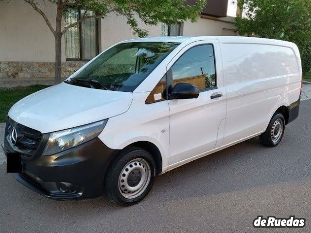 Mercedes Benz Vito Usada en Mendoza, deRuedas