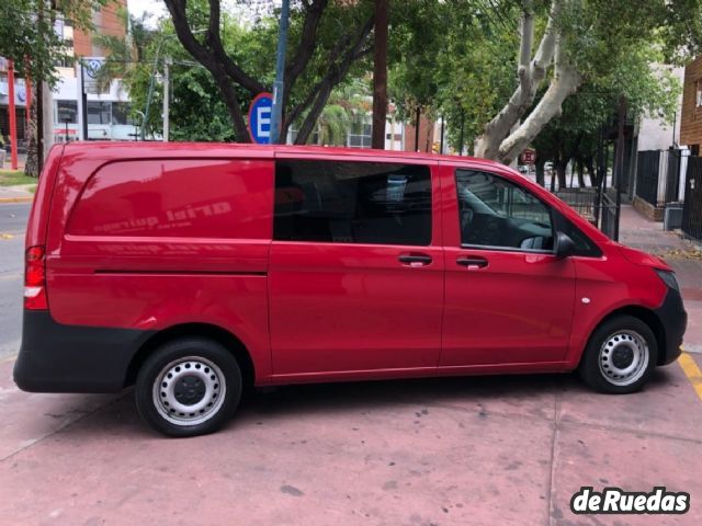 Mercedes Benz Vito Usada en Mendoza, deRuedas