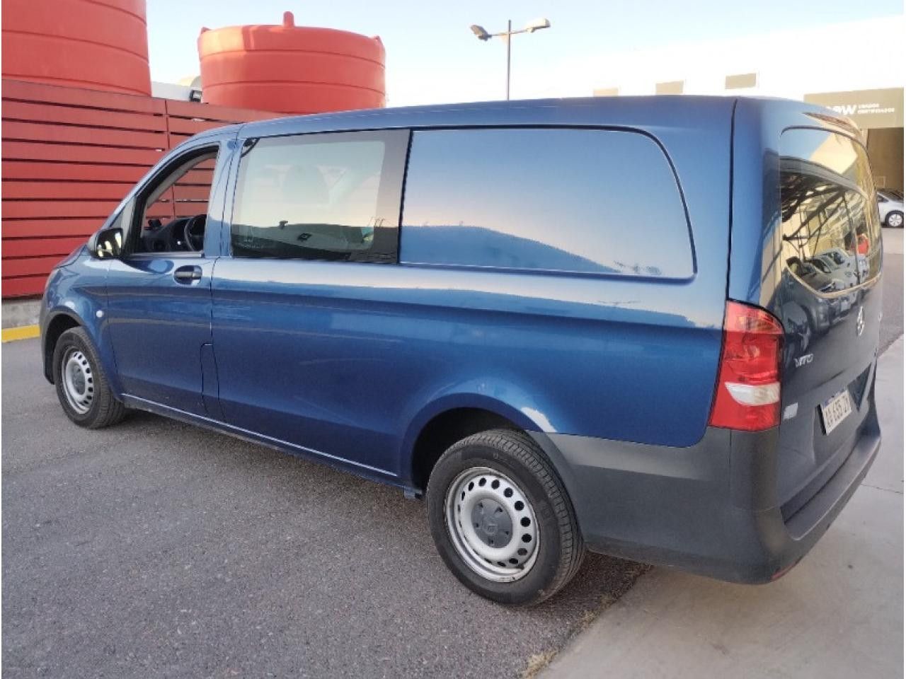 Mercedes Benz Vito Usada en San Juan, deRuedas