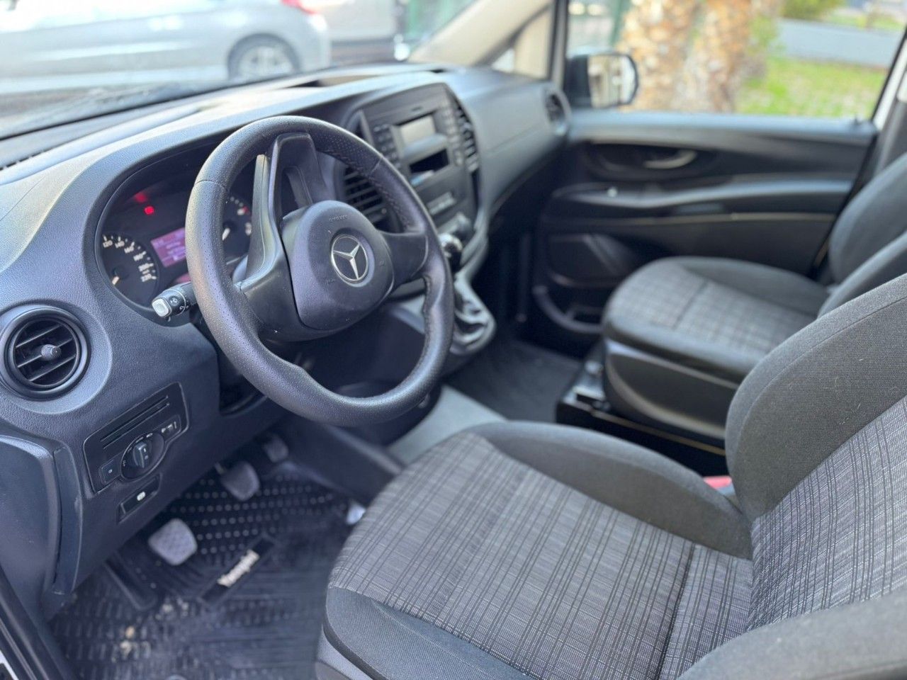 Mercedes Benz Vito Usada en Mendoza, deRuedas