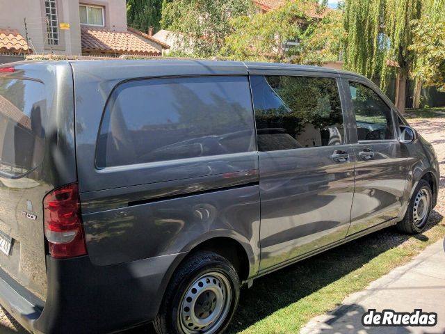Mercedes Benz Vito Usada en Mendoza, deRuedas