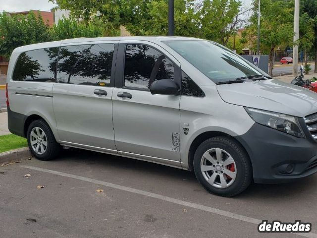 Mercedes Benz Vito Usada en Mendoza, deRuedas