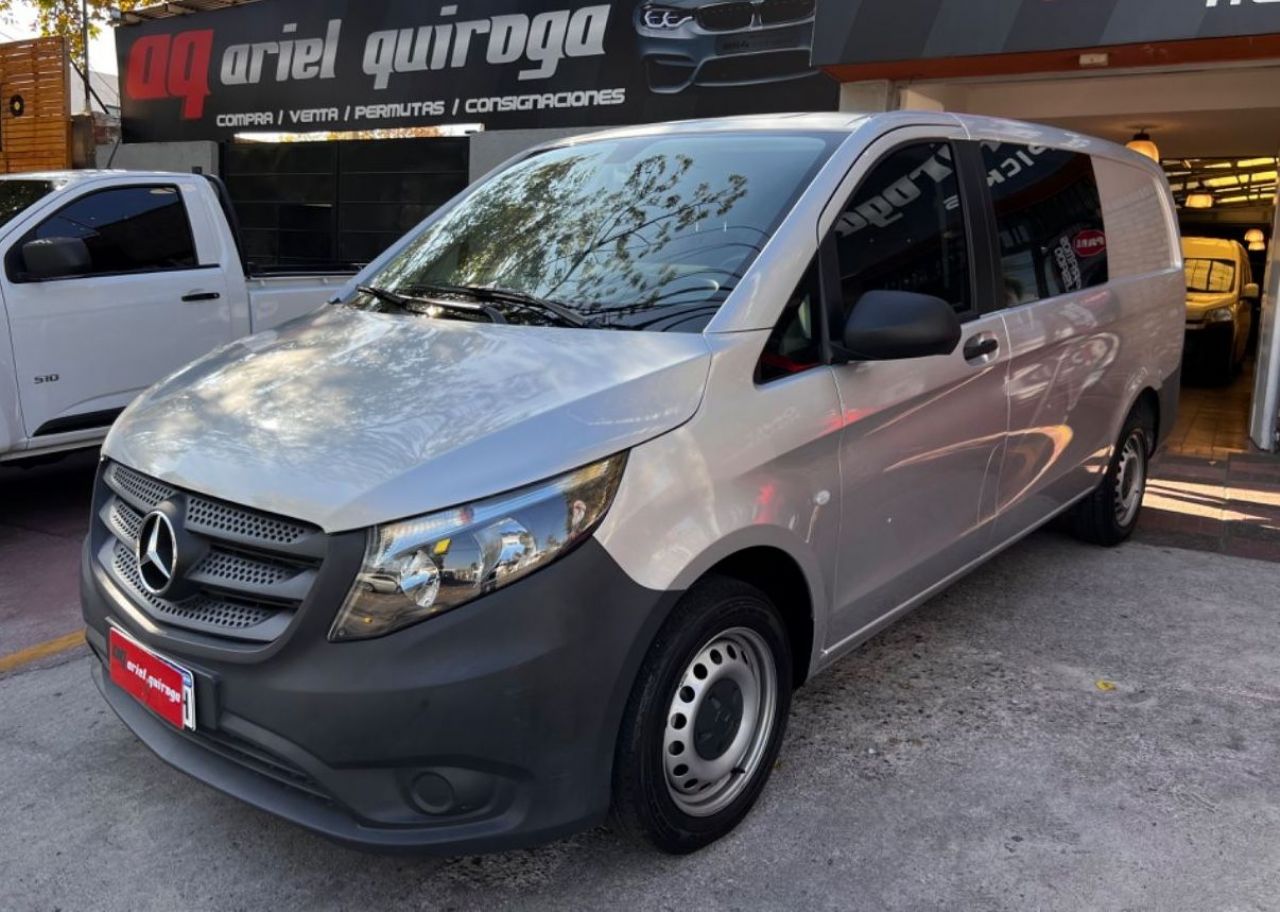 Mercedes Benz Vito Usada en Mendoza, deRuedas