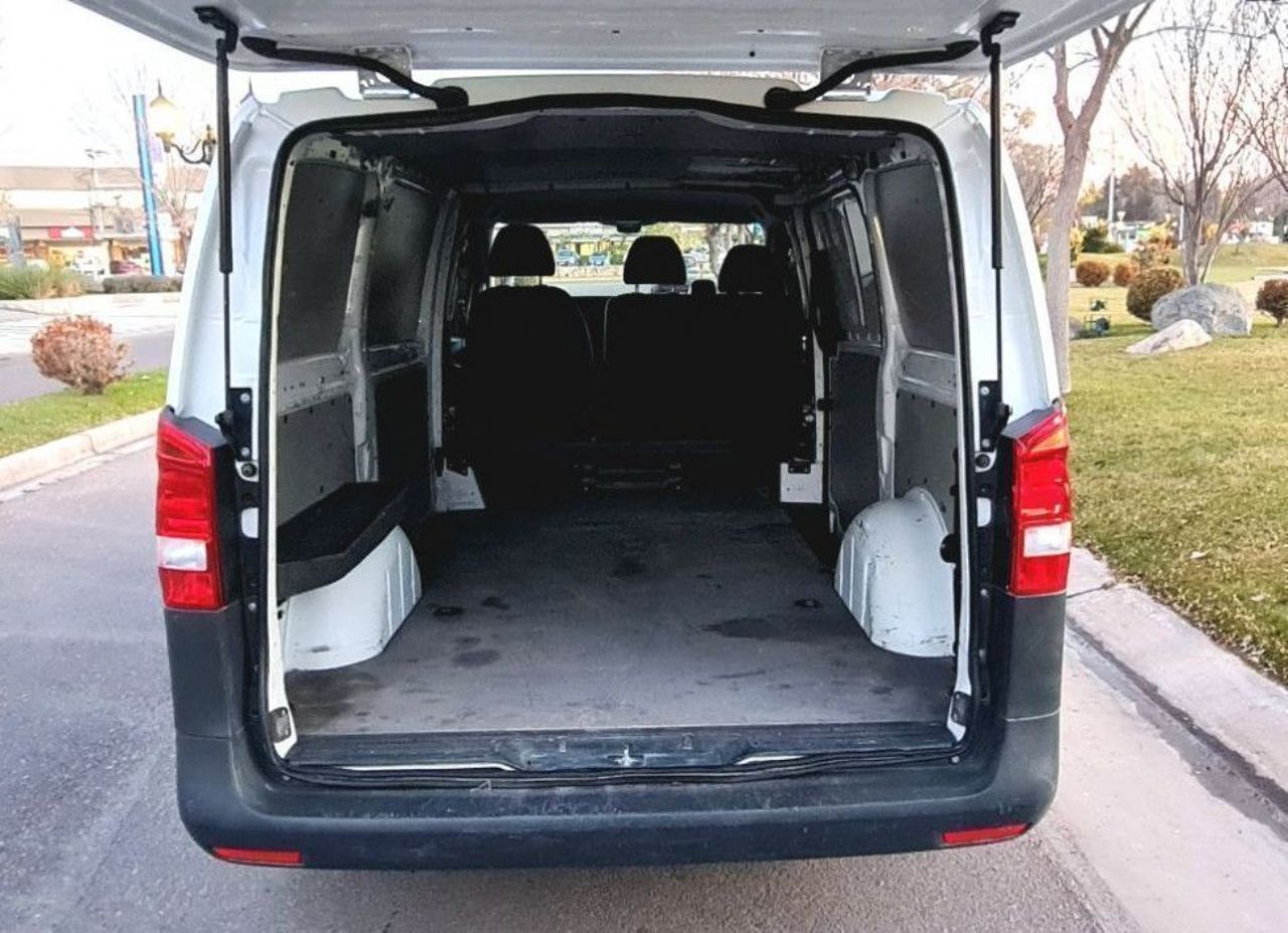 Mercedes Benz Vito Usada en Mendoza, deRuedas