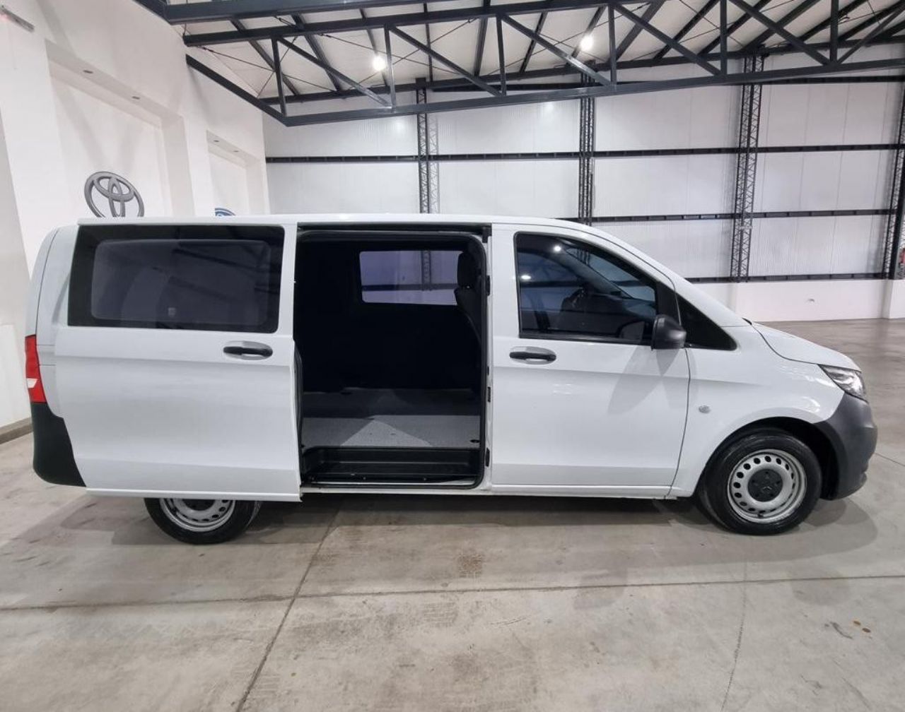 Mercedes Benz Vito Usada en Mendoza, deRuedas