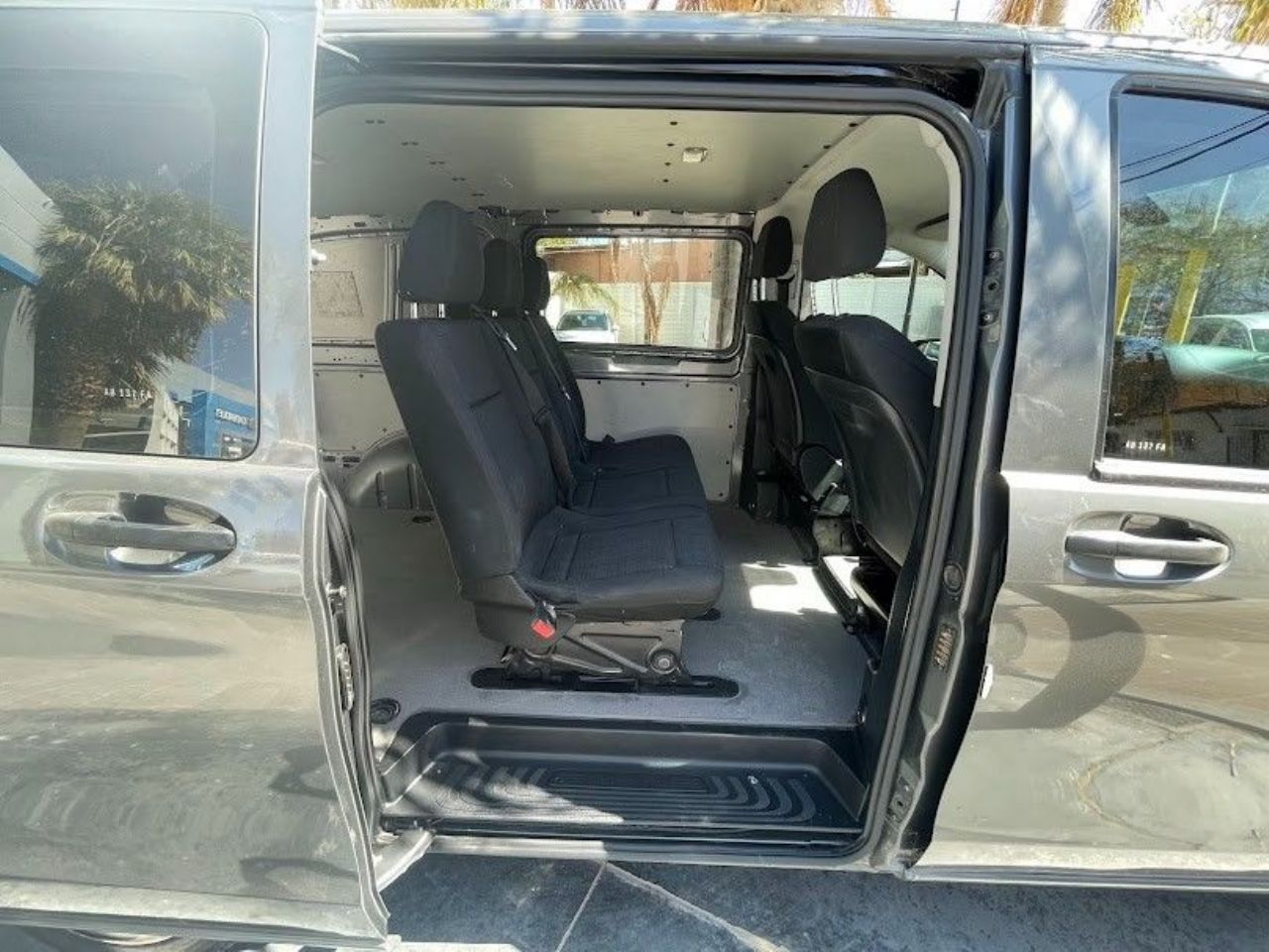 Mercedes Benz Vito Usada en San Juan, deRuedas