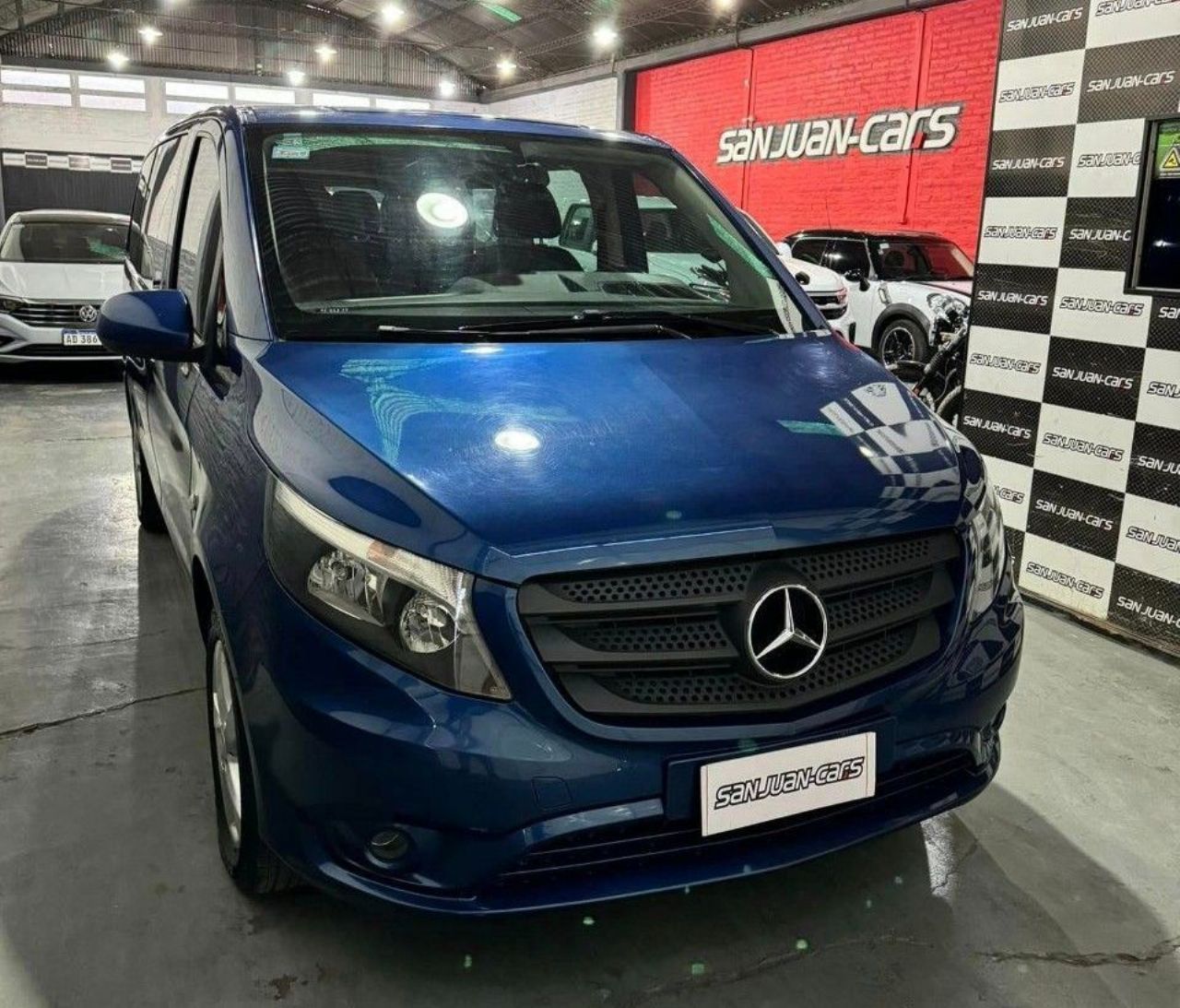 Mercedes Benz Vito Usada en San Juan, deRuedas
